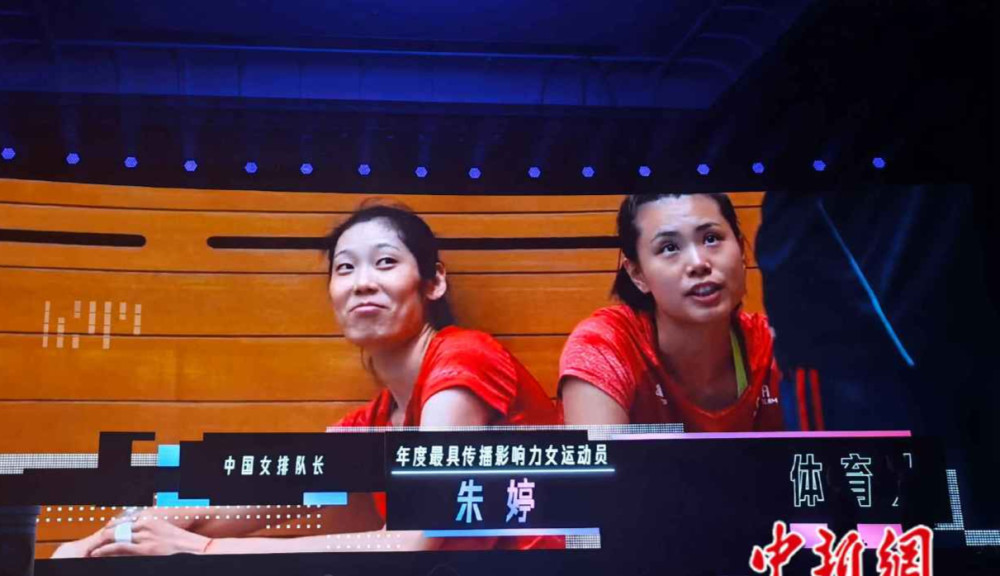 爱游戏官网- 那不勒斯连胜遭终结，榜首之争白热化  